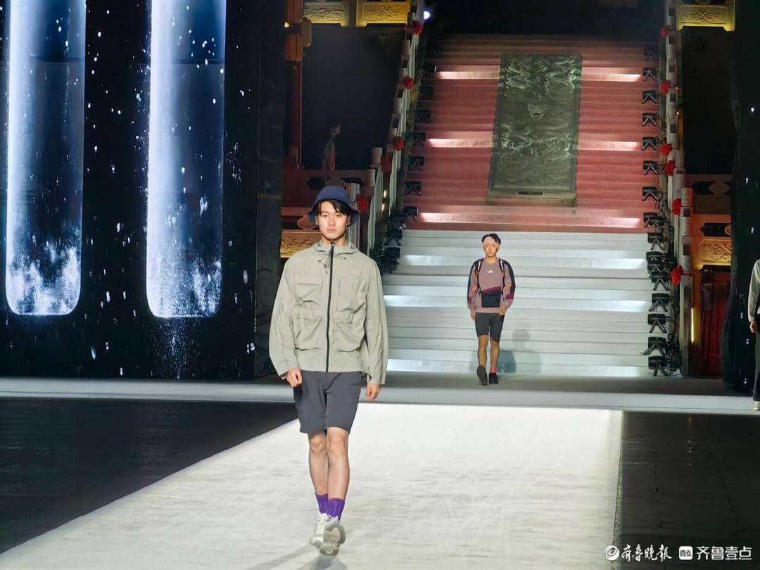 2025“桑莎杯”首屆AI服裝設計邀請賽總決賽夏津舉行:服裝設計