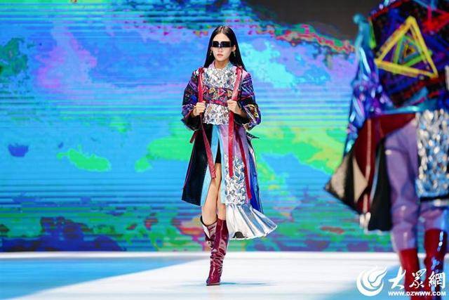 山東省首屆AI數(shù)實(shí)耦合服裝設(shè)計大賽決賽暨職工創(chuàng)新創(chuàng)意成果展成功舉辦:服裝設(shè)計